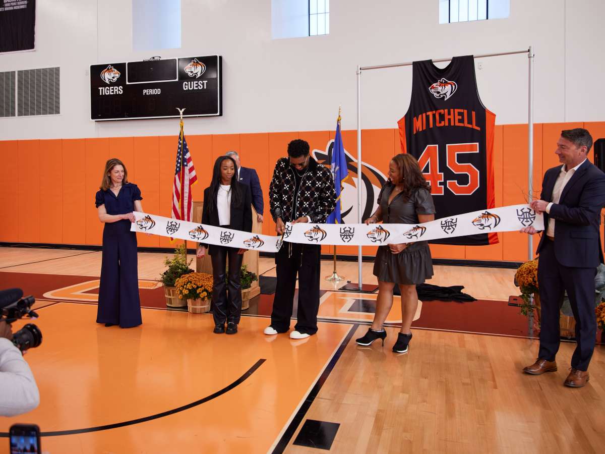 NBA All-Star Donovan Mitchell Jr., a Greenwich Country Day School Alumnus, inaugurates new athletic center at GCDS