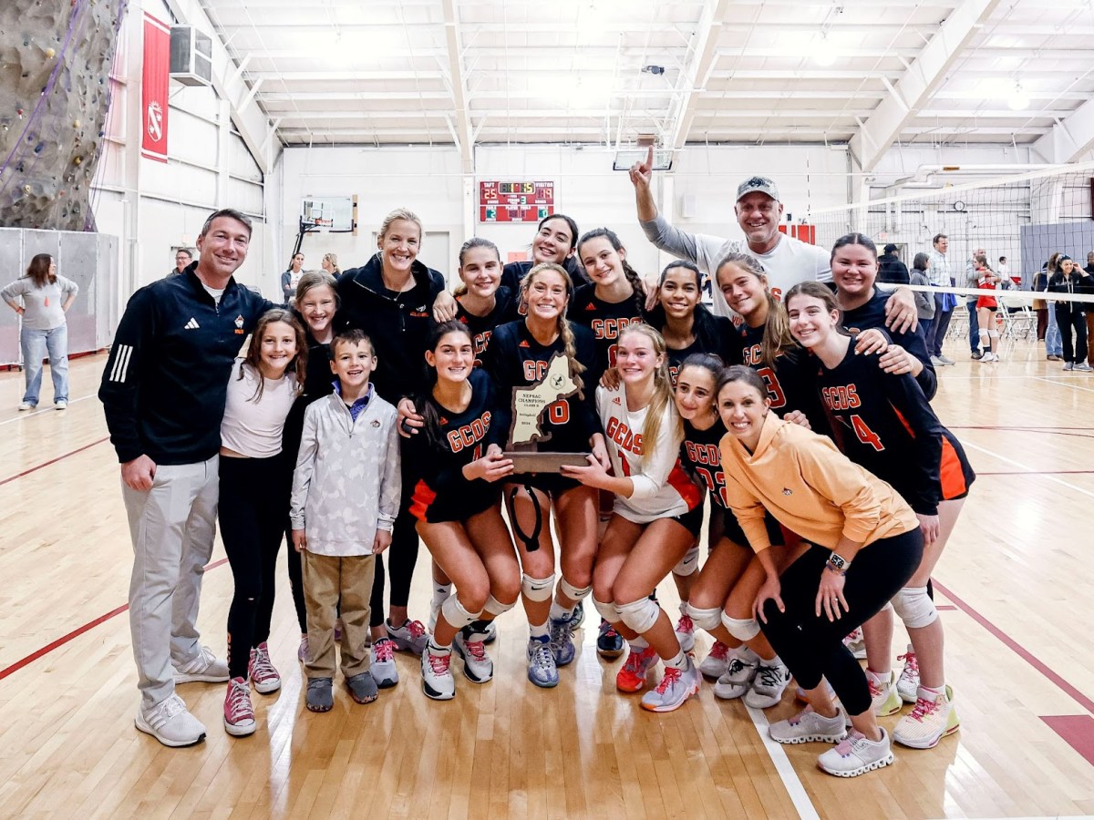 Greenwich Country Day School volleyball team captures NEPSAC Class A Tournament championship by sweeping to  a 3-0 victory over Rivers School in finals
