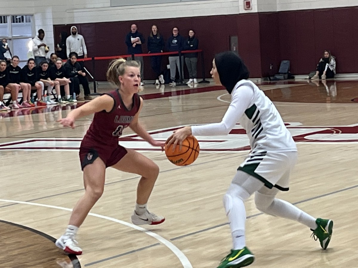 Sacred Heart Greenwich edged by Loomis Chaffee School in championship game of NEPSAC Class A Basketball Tournament