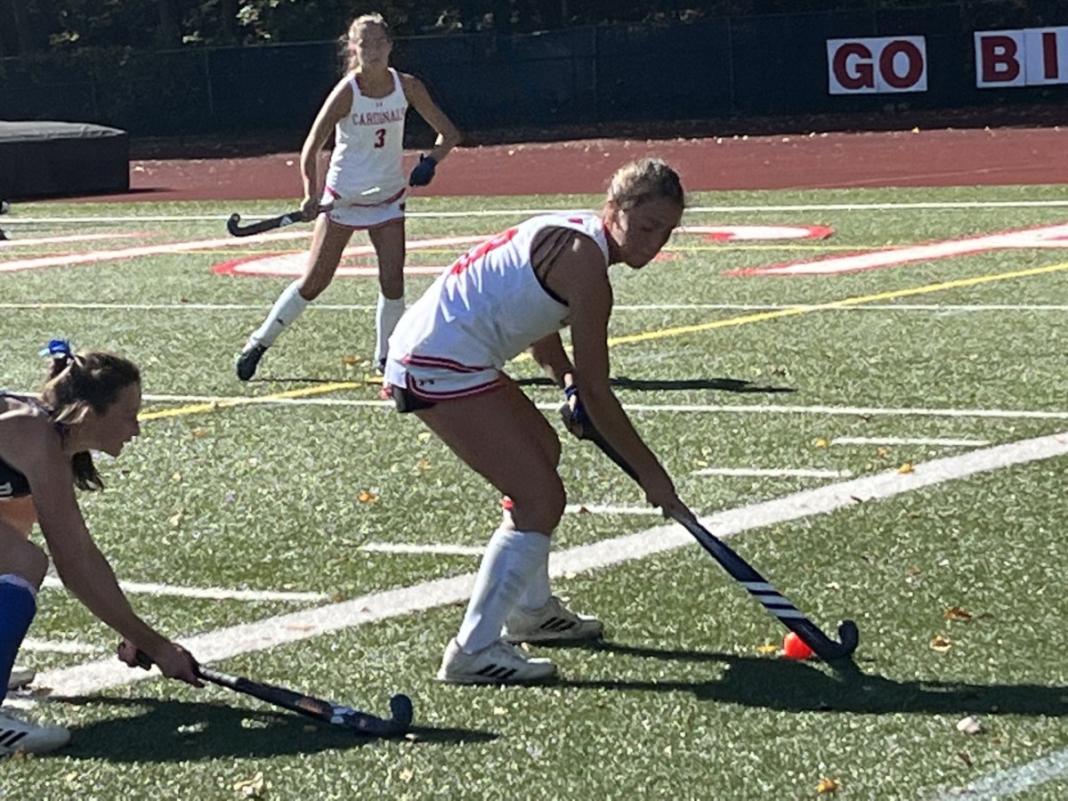Cardinals field hockey team defeated by Darien in FCIAC Tournament semifinals