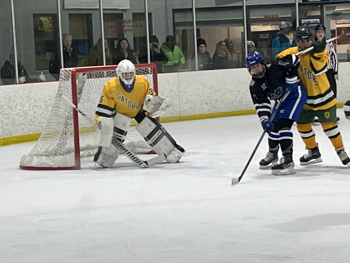 Greenwich Academy ice hockey team topped by powerhouse Darien