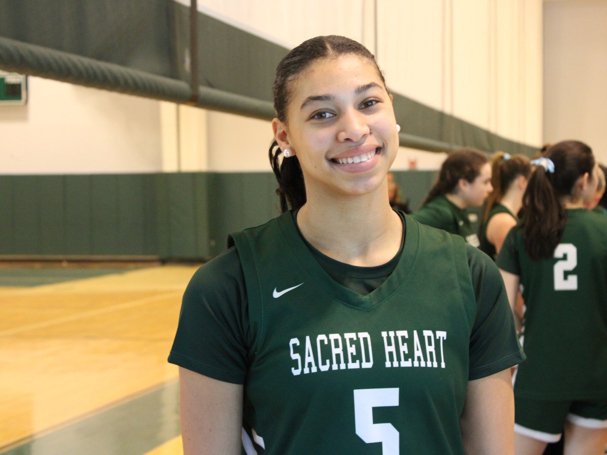Sacred Heart Greenwich senior guard Eva Wilkerson named NEPSAC Class A Player of the Year, NEPSGBA Class A Defensive Player of the Year