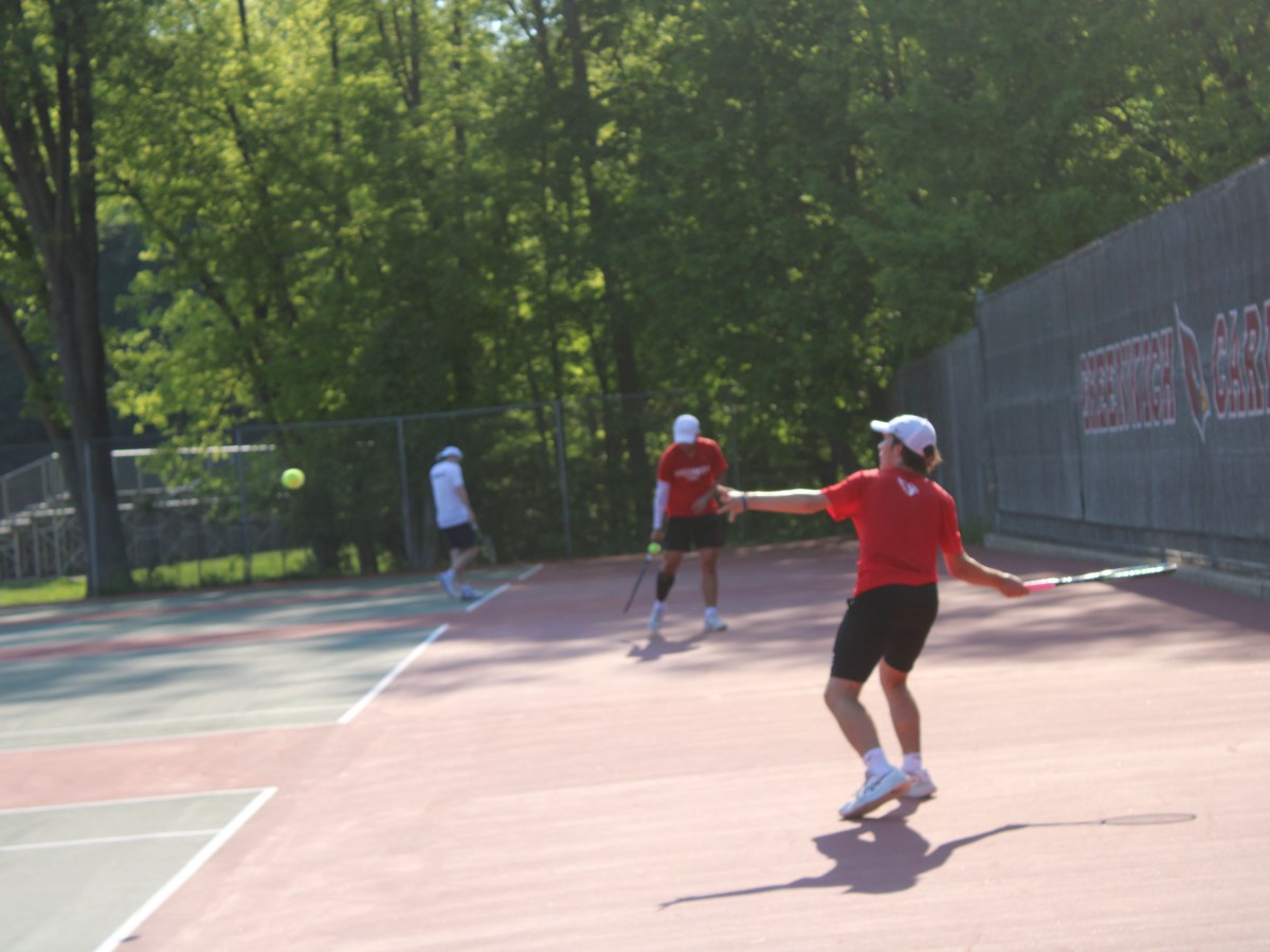 Greenwich High’s varsity boys tennis team tops rival Staples, advances to FCIAC Tournament’s championship match