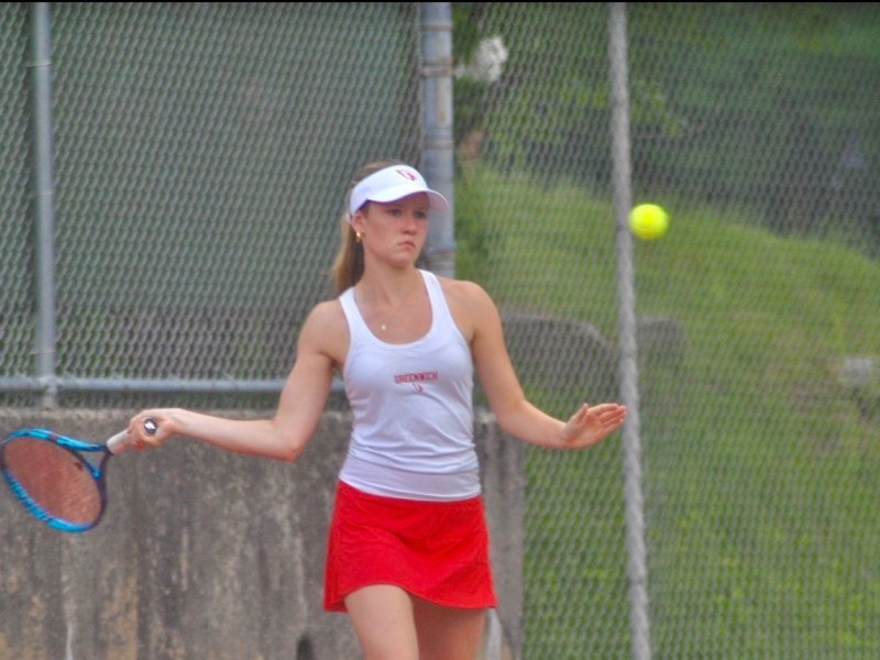 Greenwich High girls tennis team advances to FCIAC Tournament final with semifinal victory over New Canaan